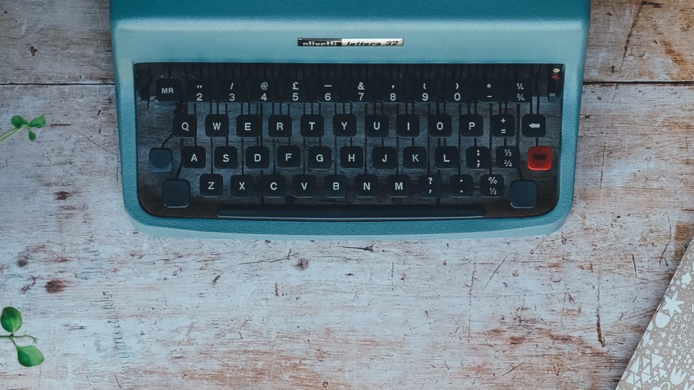 typewriter-top